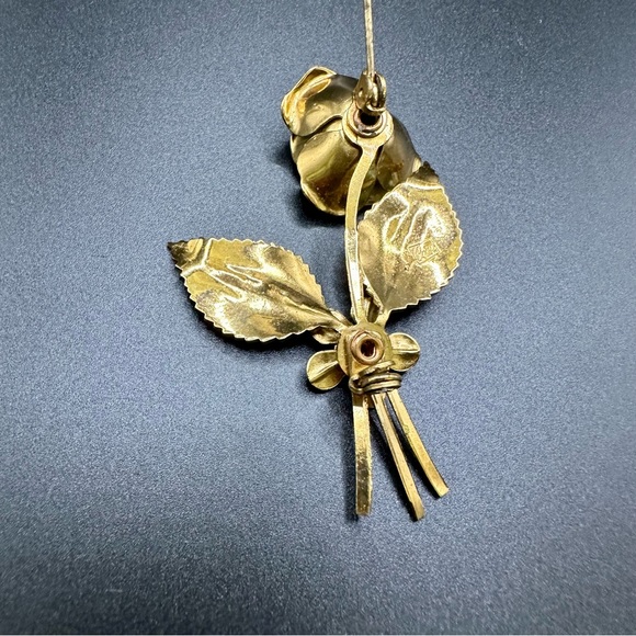 VINTAGE Coro SIGNED 2” Gold Tone Rose Flower Brooch Pin 1940s unique - Picture 9 of 11